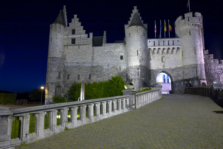 hrad Het Steen